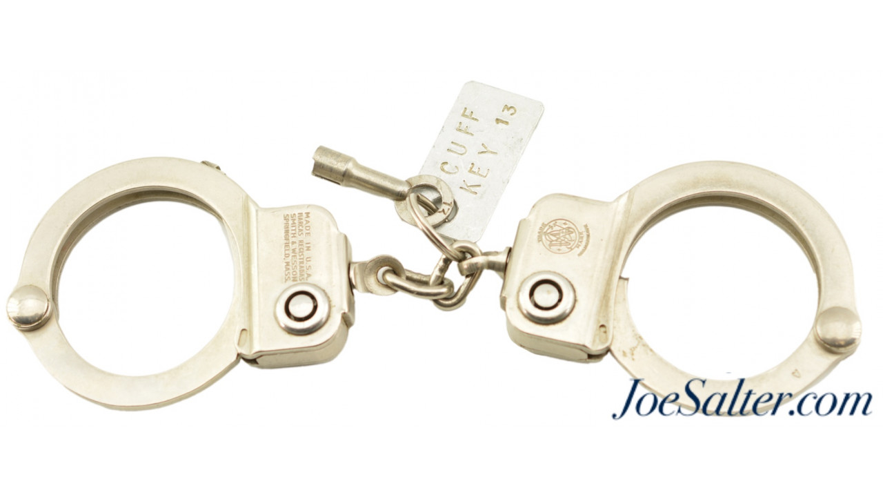 Smith & Wesson Model 100 Cuff-Maxx High Security Handcuffs